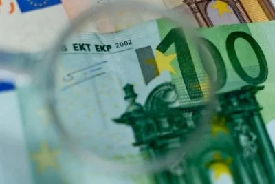 У Польщі накрили виробництво фальшивих євро: частину планували збути в Україні